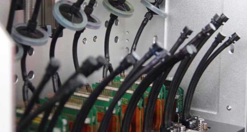 平板UV噴繪機(jī)開機(jī)注意事項(xiàng)